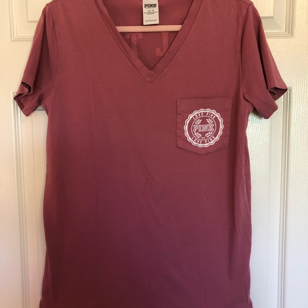 PINK Victoria’s Secret Campus Tee